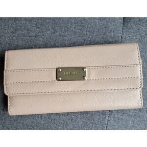Nine West Taupe Wallet Clutch Rose Gold Interior 3.75 x 7.5